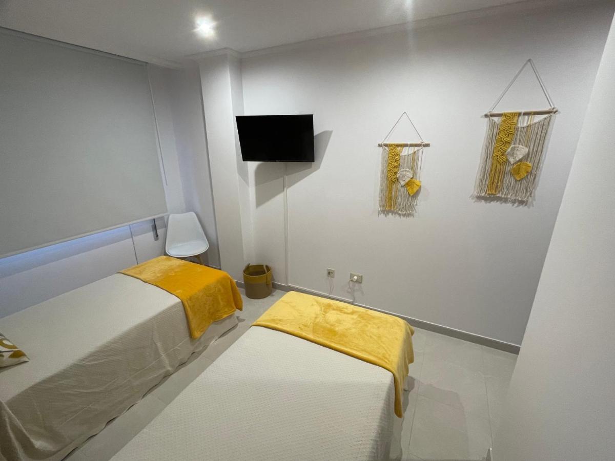 Apartamentos Demar Luis Casais O Grove Ngoại thất bức ảnh