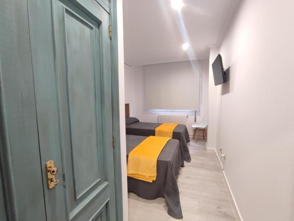 Apartamentos Demar Luis Casais O Grove Phòng bức ảnh